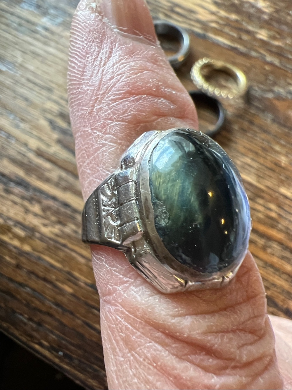 Lot costume rings jade stone spinning